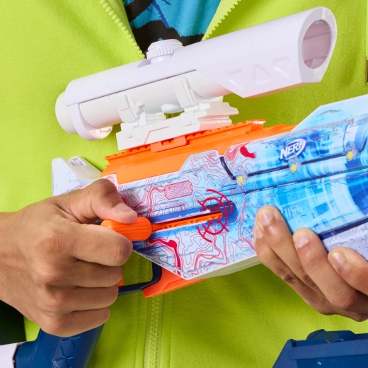 Manual bolt and 6-dart magazine