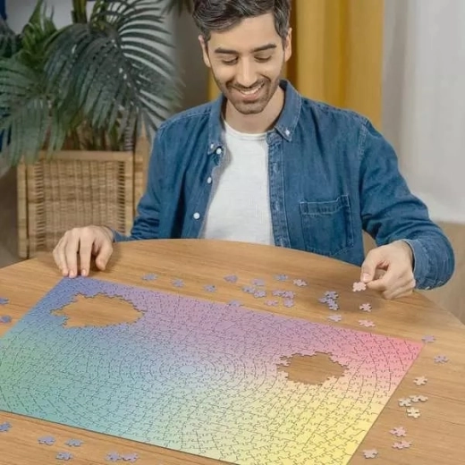 Relaxation for one person and shared puzzling