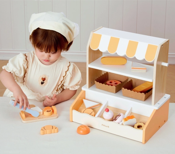 Realistična trgovina s preglednim rasporedom