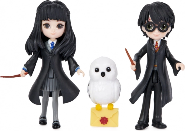 Two iconic characters in one set