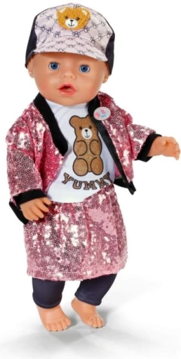 Lako oblačenje i realistični detalji