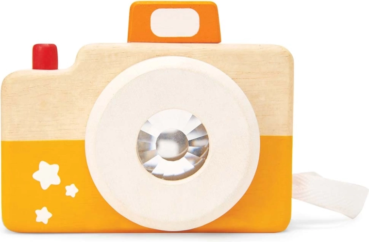 Le Toy Van wooden camera for kids – little photographer