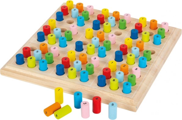 Drvene sudoku kocke s obojenim valjcima