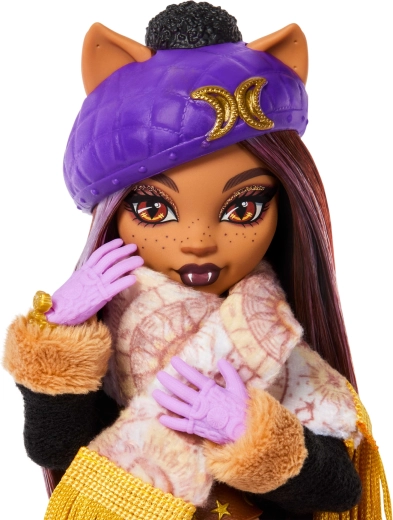 Clawdeen Wolf u zimskom stilu s dodacima