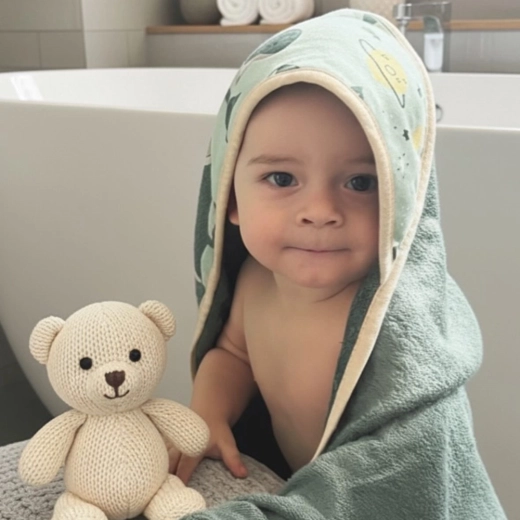 Hood for warmth and comfort after bathing