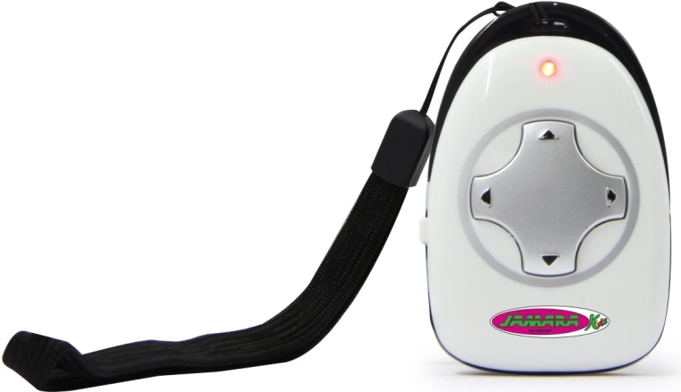 2.4 GHz remote control for easy steering