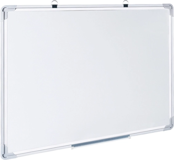 Glatka suho‑brisiva površina za čisto pisanje