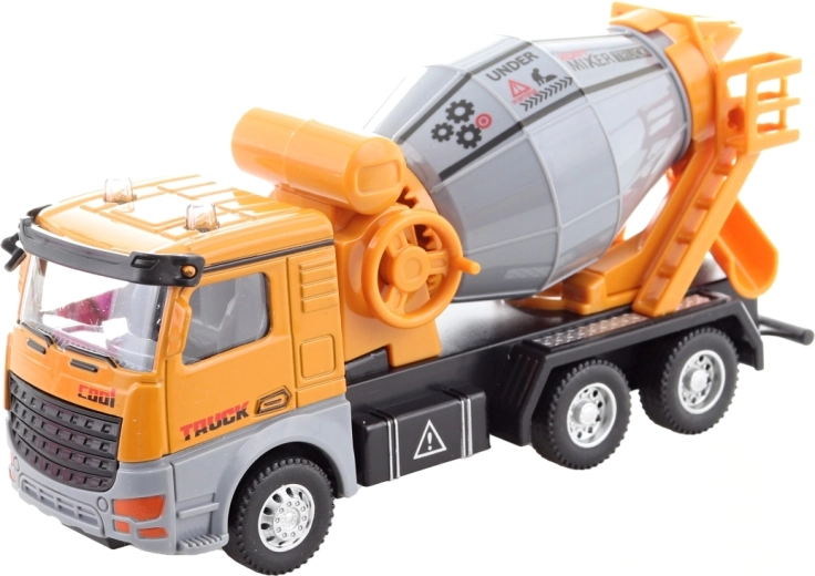 Realističan rotirajući bubanj