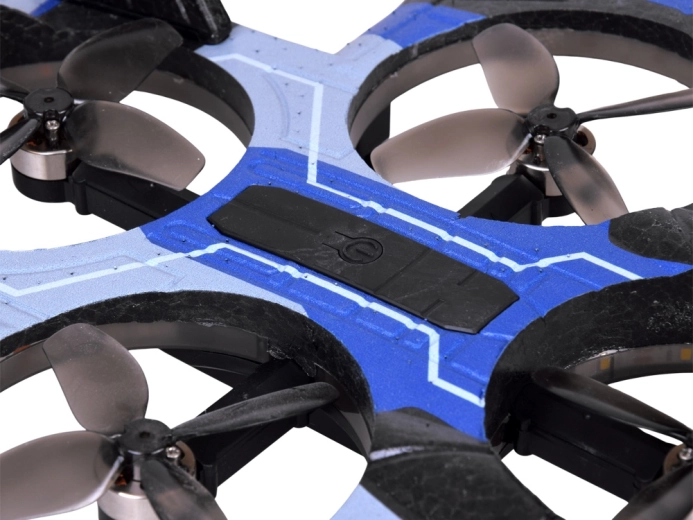 Lagana i izdržljiva konstrukcija s LED