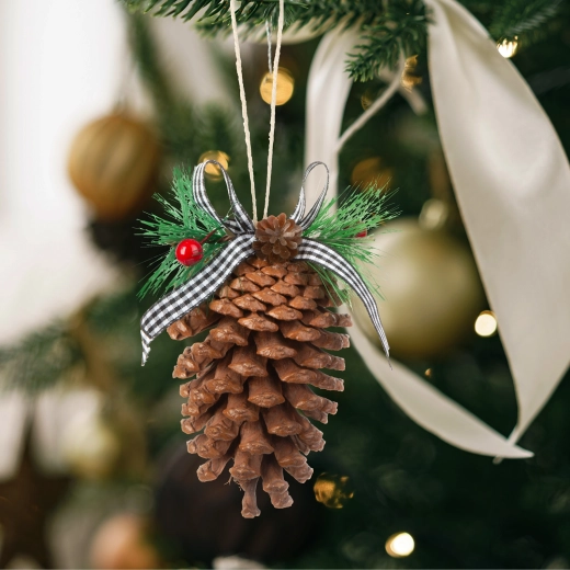 Set of Christmas pine cones with red berries, 2 pieces