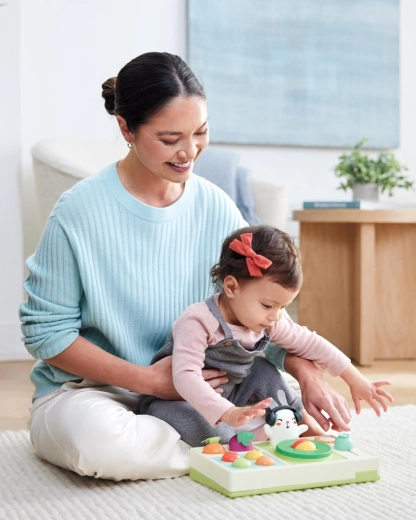 Interactive elements for fine motor skills