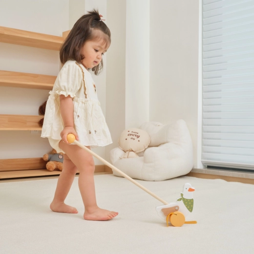 Support for first steps and active movement