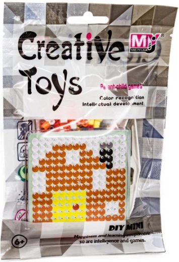 Finished motif as a decoration or small accessory