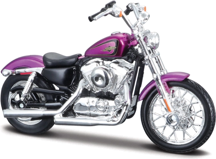 Maisto Harley-Davidson 2013 XL 1200V Seventy-Two 1:18 ljubičasti