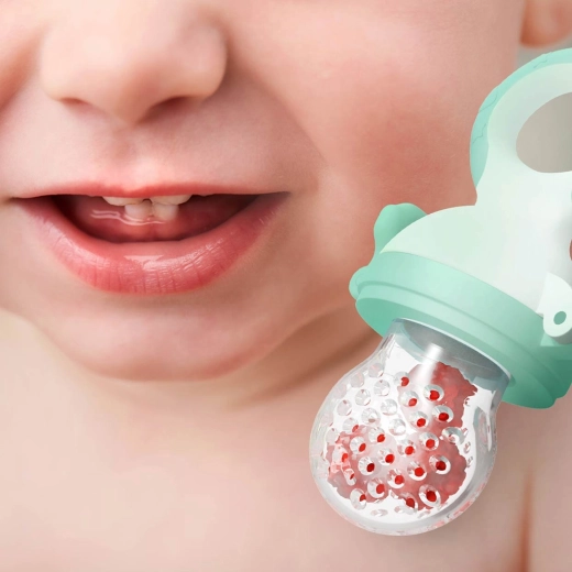 Feeder and teether in one
