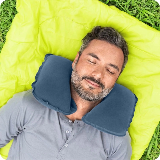 Ergonomska potpora vratu na putovanjima