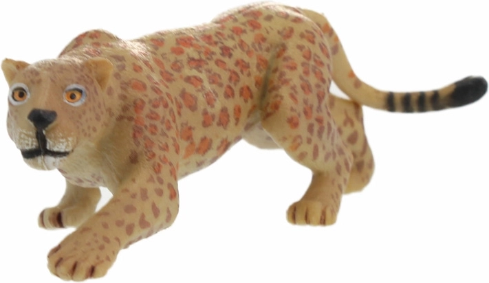 Realistični detalji i ručno bojanje