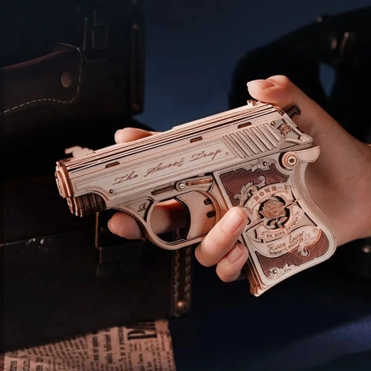 Compact model with a removable magazine