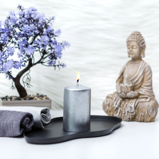 Silver unscented pillar candle 130 g