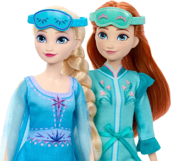 Lutke Anna i Elsa u noćnim outfitima