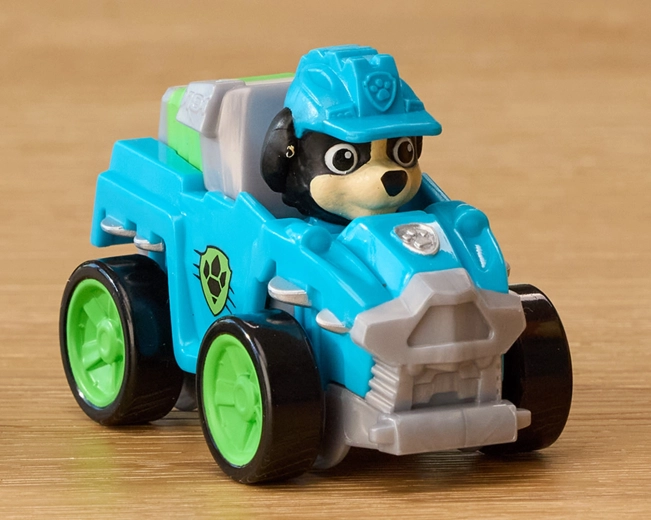 Vozilo Rex Pup Squad Racer s funkcionalnim kotačima