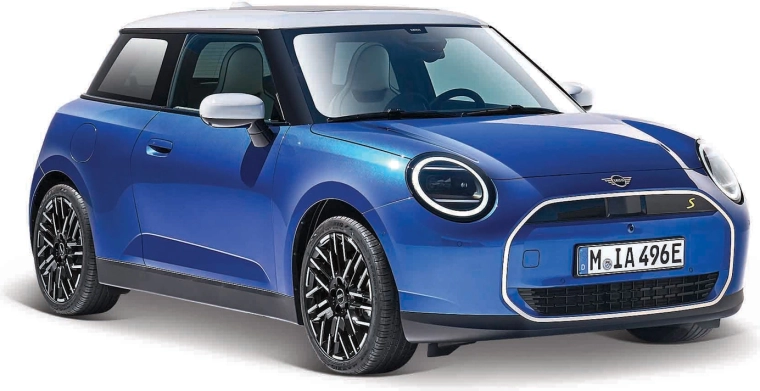 Maisto Special Edition model automobila Mini Cooper SE 1:24 plavi