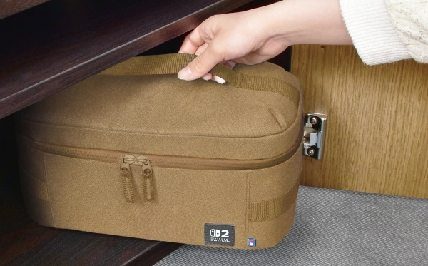 Compact design and easy carrying