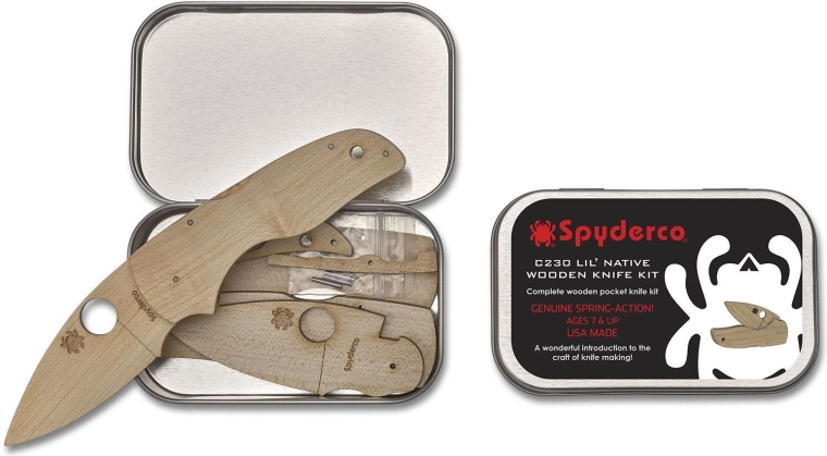 Drvena slagalica noža Spyderco Lil' Native u limenoj kutijici