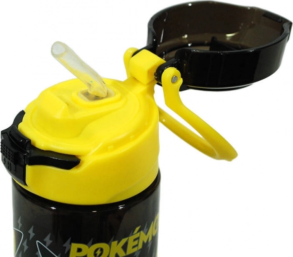 Practical flip lid with spout and safety lock