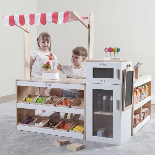 Hladnjak sa zamrzivačem i ploča za kredu