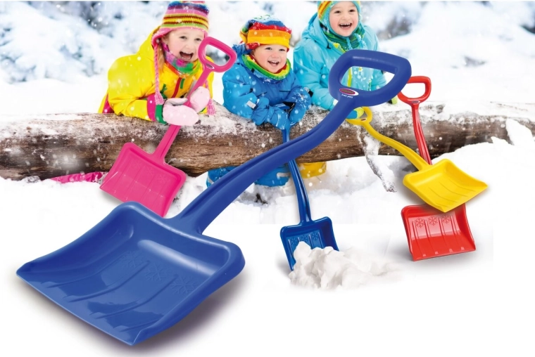 Year-round outdoor play: snow and sand
