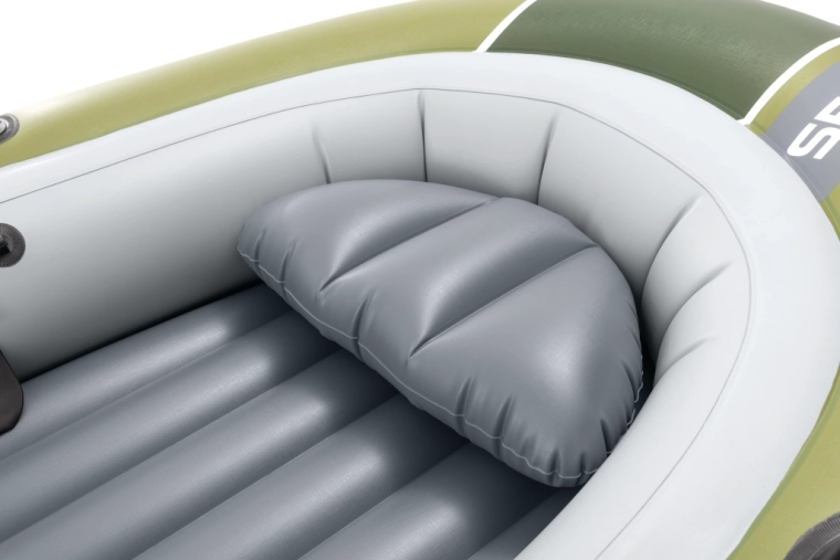 Stabilna konstrukcija s tri komore