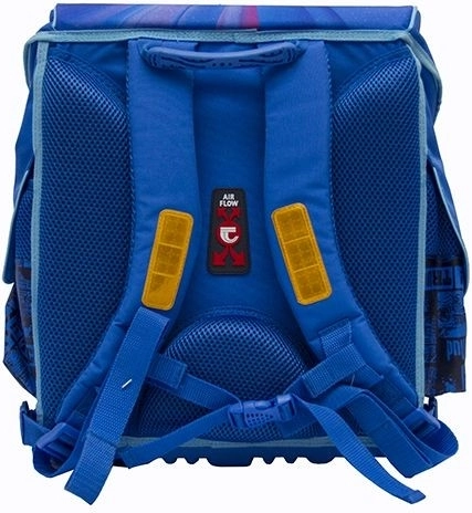 Ergonomic and breathable back for comfortable carrying