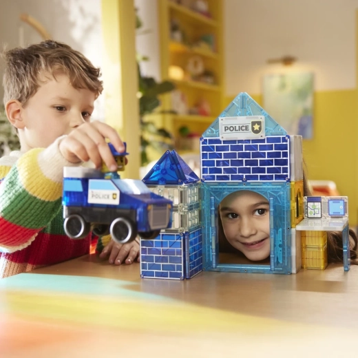 Kompatibilno sa svim setovima MAGNA-TILES i sigurni materijali