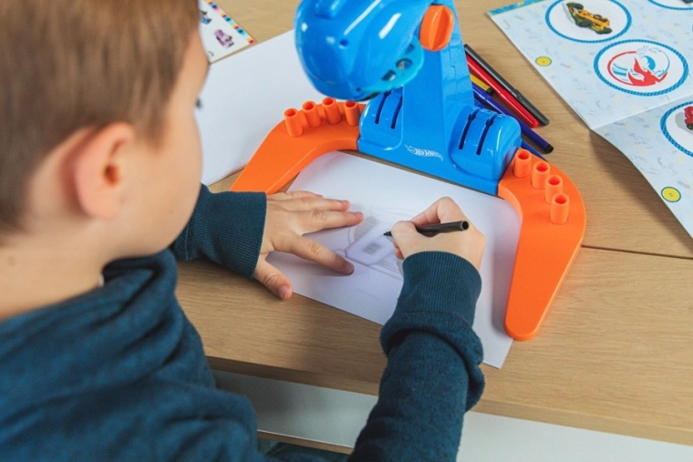 LED projektor za lako precrtavanje