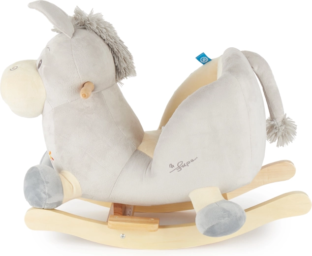 Mekani pliš i potporni bokovi za dodatnu udobnost