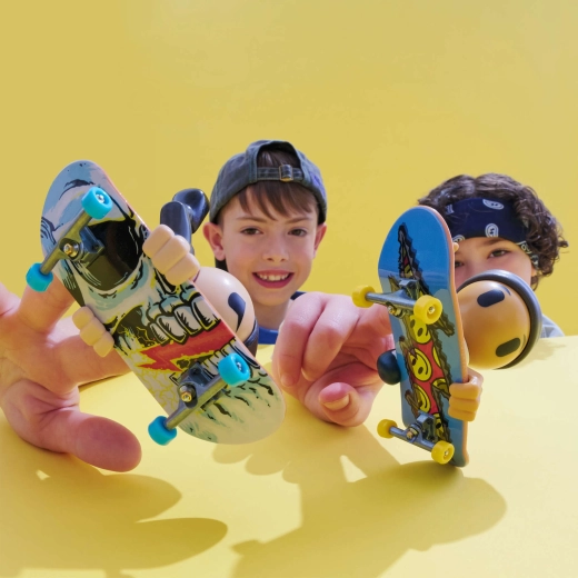 Figurice kao držači za bolju kontrolu trikova