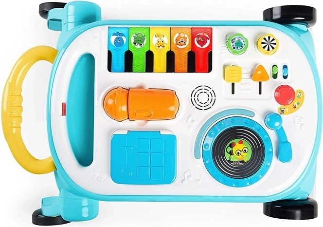 Glazba, svjetla i učenje na 3 jezika