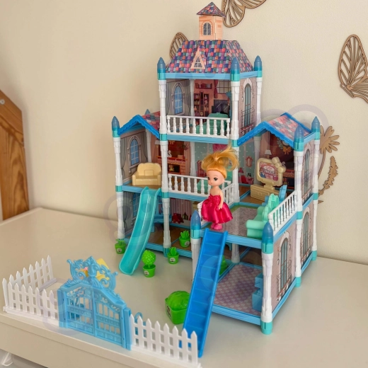 Three-story space for stories