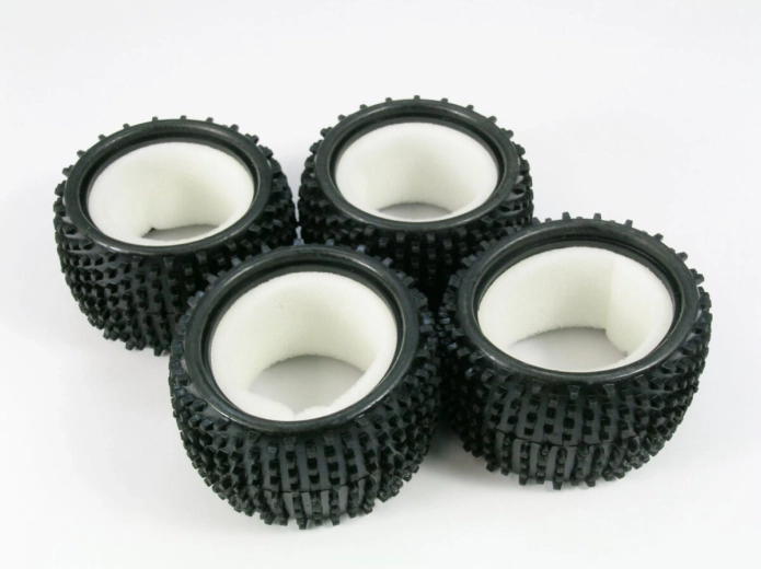 Pneumatici 1:18 za X18CRT (4 kom)