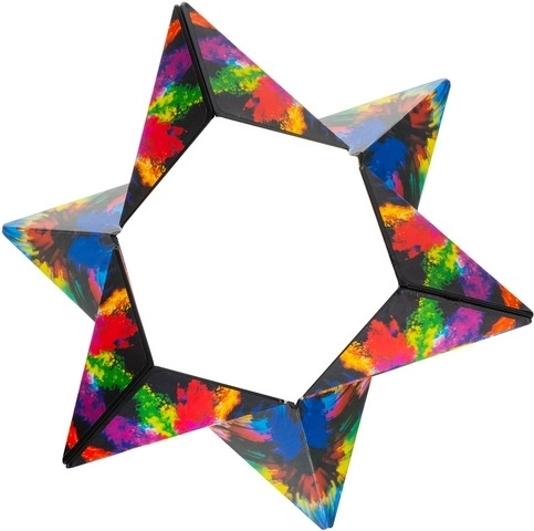 Bold colors and a kaleidoscopic effect