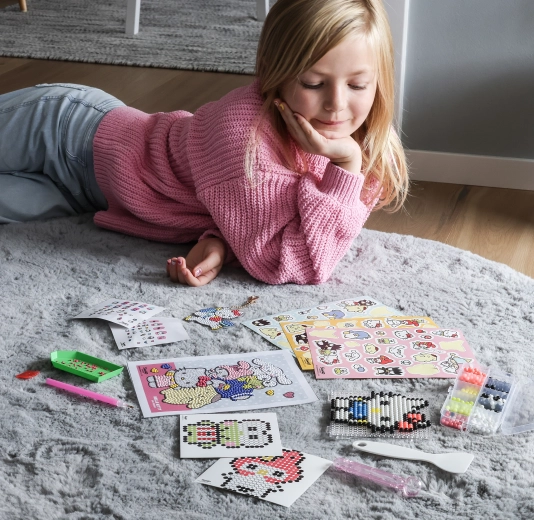 Hello Kitty predlošci za lak početak