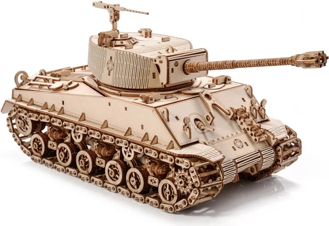 Realističan model tenka M4A3E8 Sherman