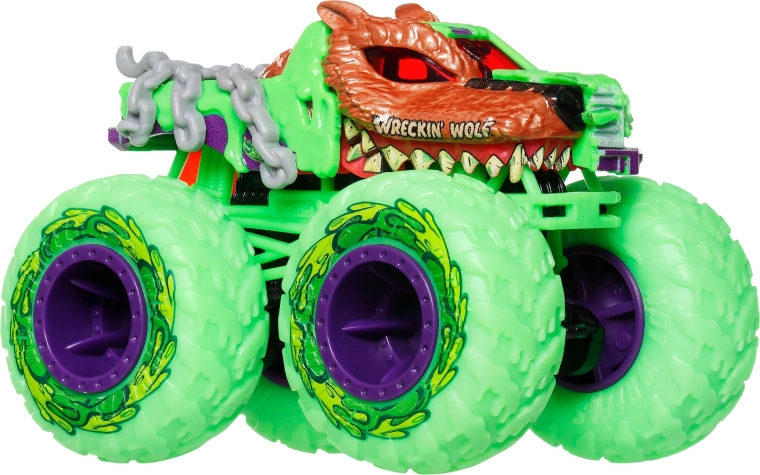 Monster truck Wreckin' Wolf s golemim kotačima