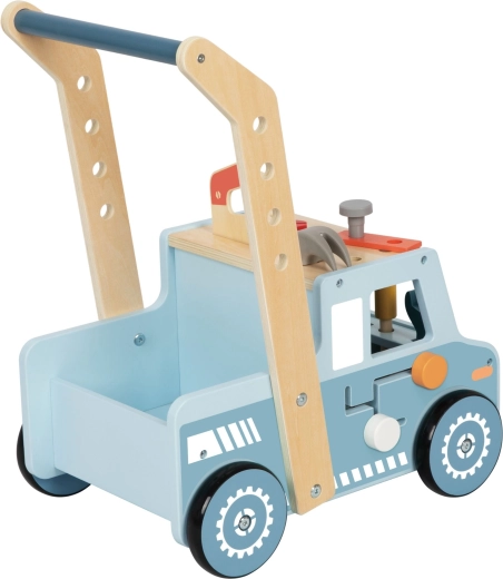 Bogat pribor i stražnji spremnik