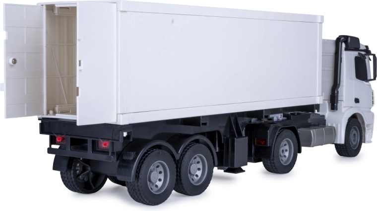 Loading fun: container, supports and fifth wheel