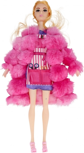 Stilski krzneni kaputić i moderan outfit