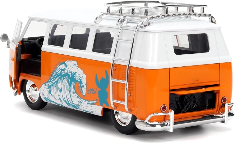 Otvarajuća vrata i realistična unutrašnjost