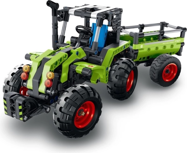 Traktor s prikolicom za igru