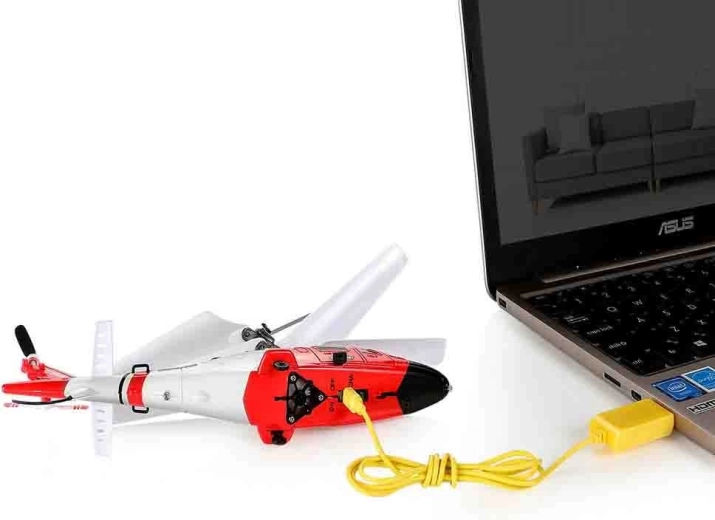 Punjenje putem USB-a i praktičan pribor